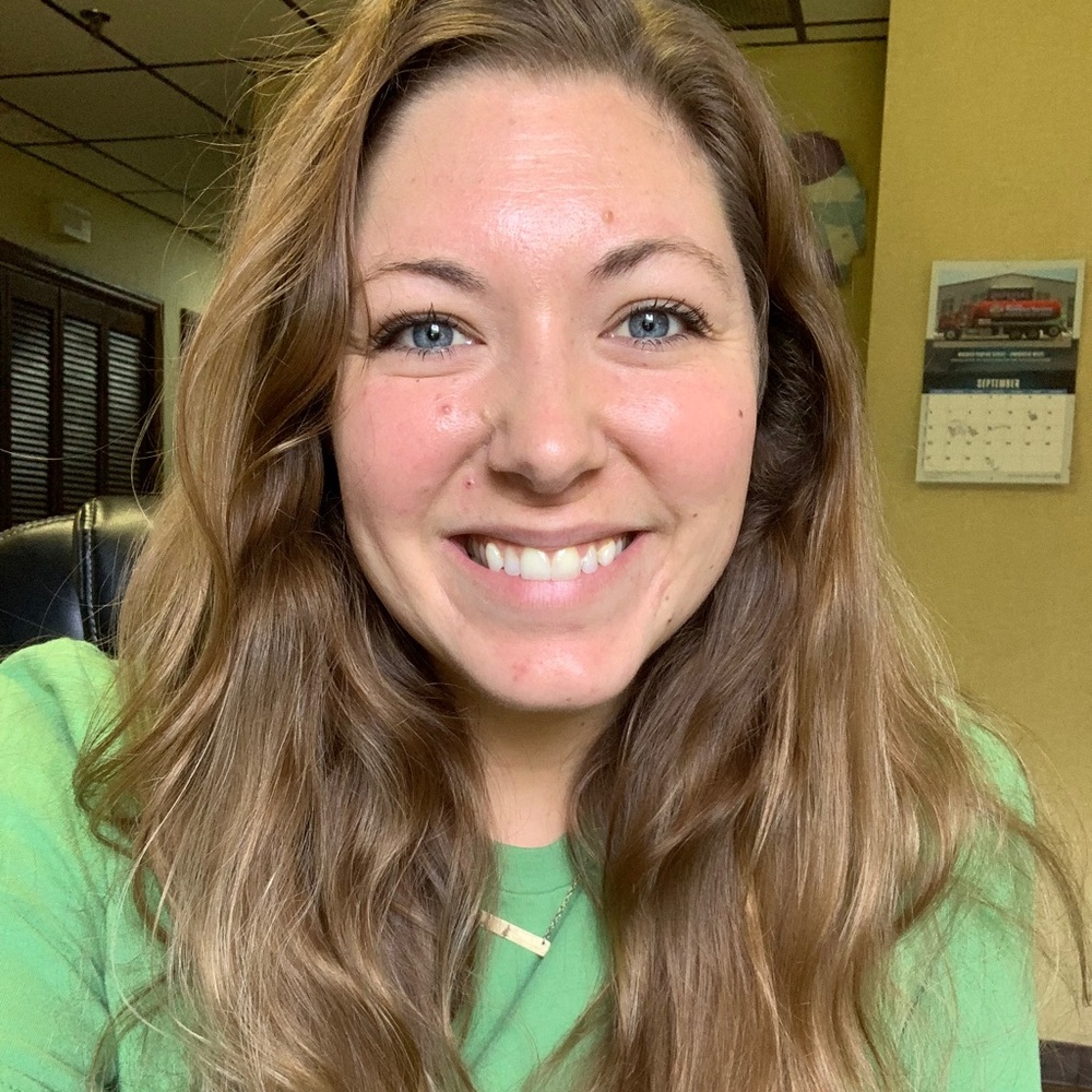 Meet your Posher, Cassie